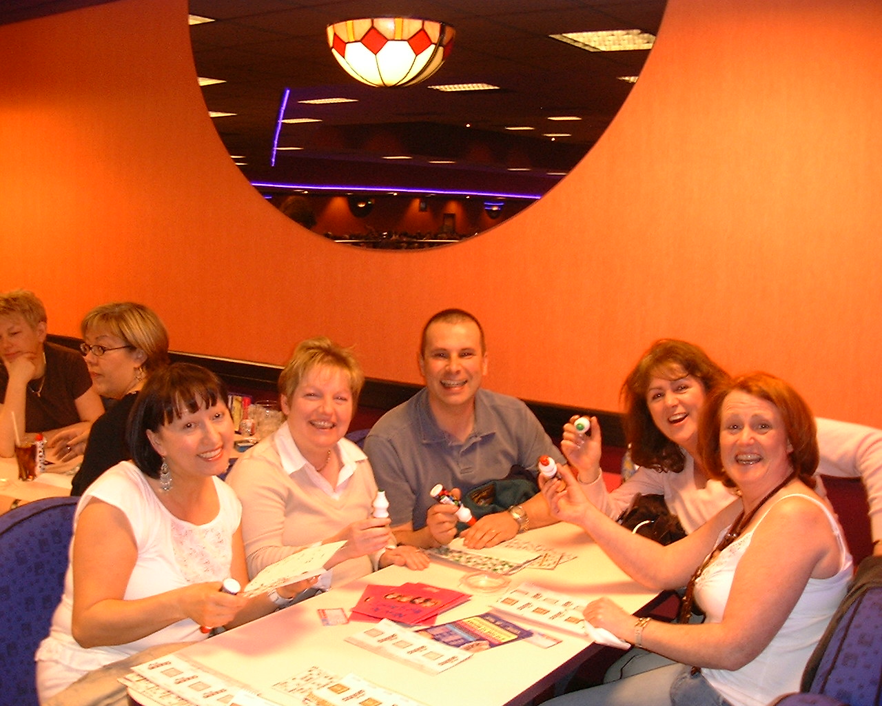 Debs, kp, dp, vd and JB at Bingo (Lydia photographer)